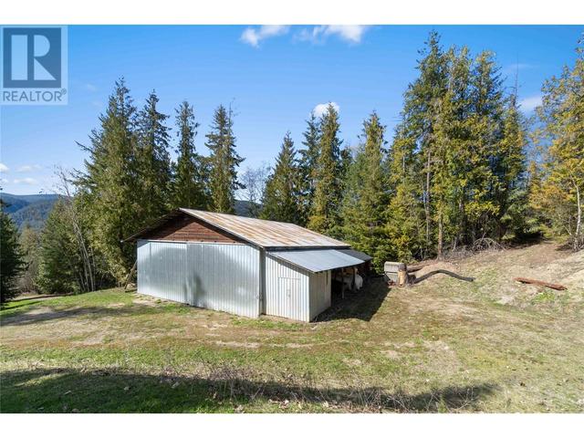 8097 Seed Road, House detached with 5 bedrooms, 4 bathrooms and 4 parking in North Okanagan F BC | Image 89