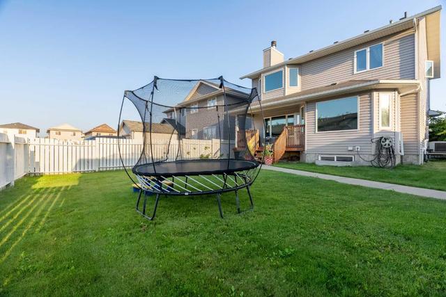 116 Grosbeak Way, House detached with 4 bedrooms, 3 bathrooms and 3 parking in Wood Buffalo AB | Image 6
