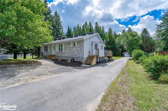 71 Doe Lake Road, House detached with 3 bedrooms, 2 bathrooms and 6 parking in Armour ON | Image 1