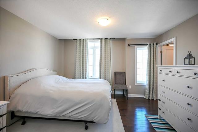 10 - 215 Dundas St E, Townhouse with 3 bedrooms, 3 bathrooms and 4 parking in Hamilton ON | Image 17