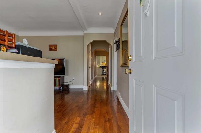 423 Osborne St, House detached with 3 bedrooms, 1 bathrooms and 2 parking in Hamilton ON | Image 12