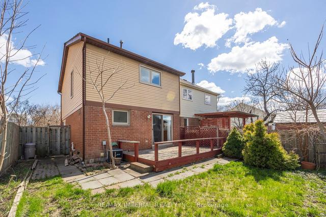 606 Galloway Cres, House detached with 3 bedrooms, 2 bathrooms and 3 parking in Mississauga ON | Image 19