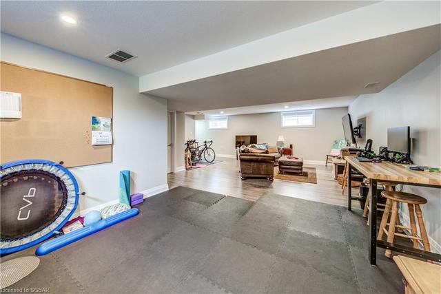 23 Portland Street, House detached with 3 bedrooms, 3 bathrooms and 5 parking in Collingwood ON | Image 41
