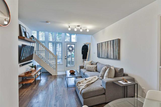 1240 - 21 Pirandello St, Townhouse with 1 bedrooms, 2 bathrooms and 1 parking in Toronto ON | Image 37
