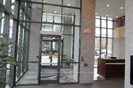 1001 - 88 Grangeway Ave, Condo with 1 bedrooms, 1 bathrooms and 1 parking in Toronto ON | Image 2