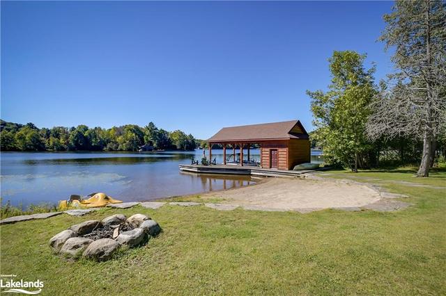 1254 Charlie Thompson Road, House detached with 4 bedrooms, 3 bathrooms and 8 parking in Lake of Bays ON | Image 46