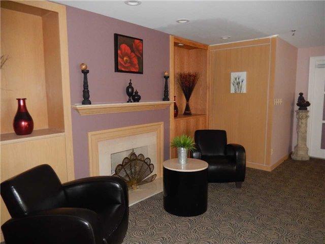 212 - 1001 Cedarglen Gate, Condo with 2 bedrooms, 2 bathrooms and 1 parking in Mississauga ON | Image 15