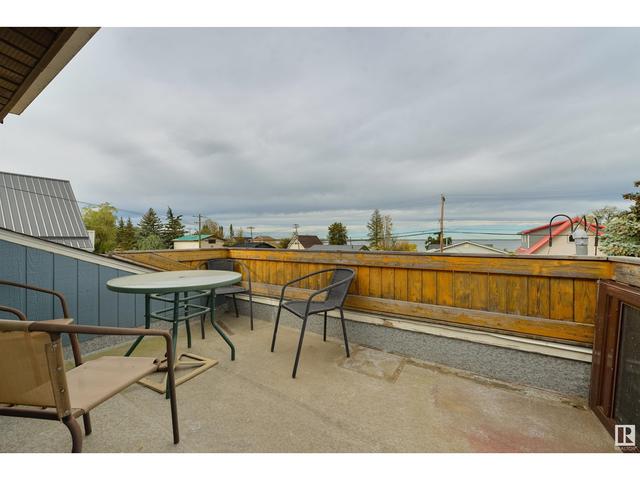 5035 50 Av, House detached with 2 bedrooms, 1 bathrooms and 8 parking in Alberta Beach AB | Image 3