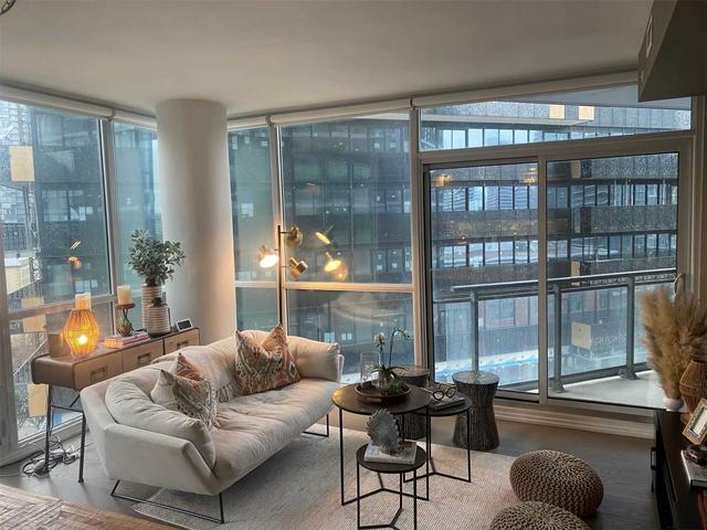 1510 - 45 Charles St E, Condo with 1 bedrooms, 2 bathrooms and 1 parking in Toronto ON | Image 1