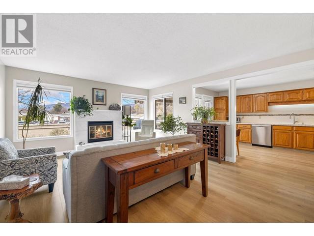 80 - 2200 Gordon Drive, House attached with 3 bedrooms, 3 bathrooms and 1 parking in Kelowna BC | Image 14