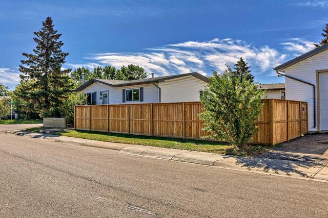 204 Big Hill Place Se, House detached with 3 bedrooms, 2 bathrooms and 4 parking in Airdrie AB | Image 39