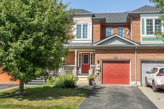 6 Queen Anne Dr, House attached with 3 bedrooms, 3 bathrooms and 2 parking in Brampton ON | Image 1