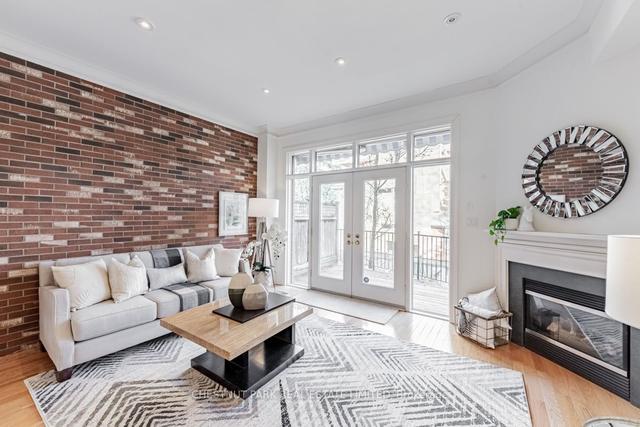 th9 - 397 Brunswick Ave, Townhouse with 3 bedrooms, 4 bathrooms and 1 parking in Toronto ON | Image 2