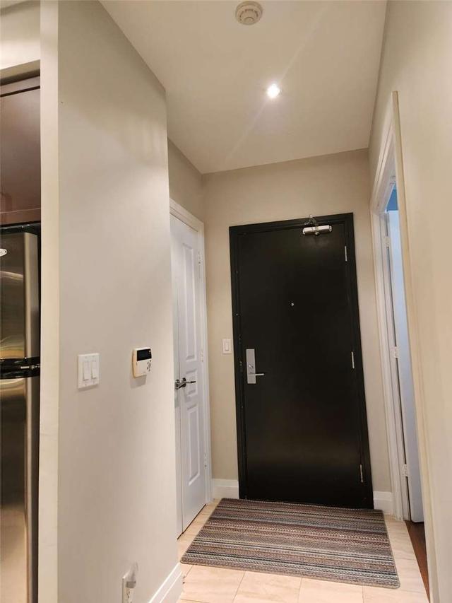 uph 07 - 90 Absolute Ave, Condo with 2 bedrooms, 2 bathrooms and 1 parking in Mississauga ON | Image 34