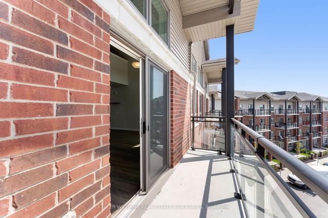 411 - 35 Kingsbury Sq, Condo with 2 bedrooms, 3 bathrooms and 1 parking in Guelph ON | Image 18