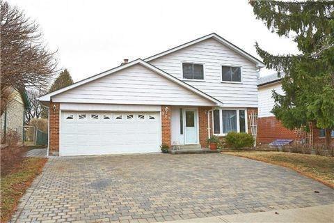 356 Karen Park Cres, House detached with 3 bedrooms, 2 bathrooms and 4 parking in Mississauga ON | Image 2