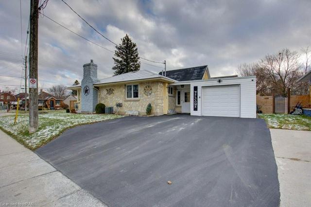 340 7th Avenue, House detached with 3 bedrooms, 2 bathrooms and 4 parking in Hanover ON | Image 36