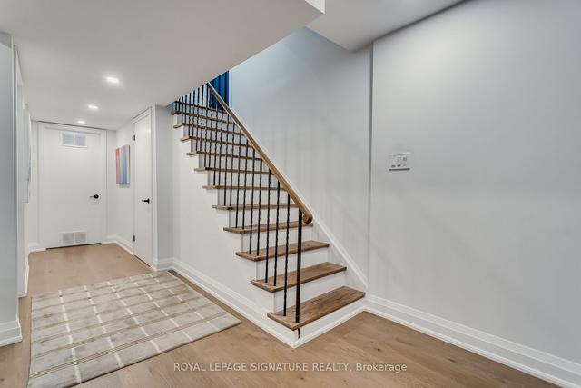 5 Georgian Crt, House detached with 3 bedrooms, 3 bathrooms and 3 parking in Toronto ON | Image 20