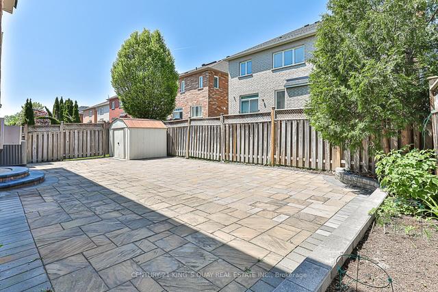 14 Haywood Dr, House detached with 4 bedrooms, 5 bathrooms and 4 parking in Markham ON | Image 12