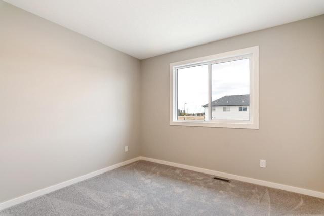50 Earl Close, Home with 3 bedrooms, 2 bathrooms and 4 parking in Red Deer County AB | Image 20