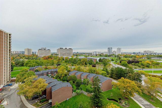 1212 - 5 Vicora Linkway, Condo with 2 bedrooms, 1 bathrooms and 1 parking in Toronto ON | Image 19