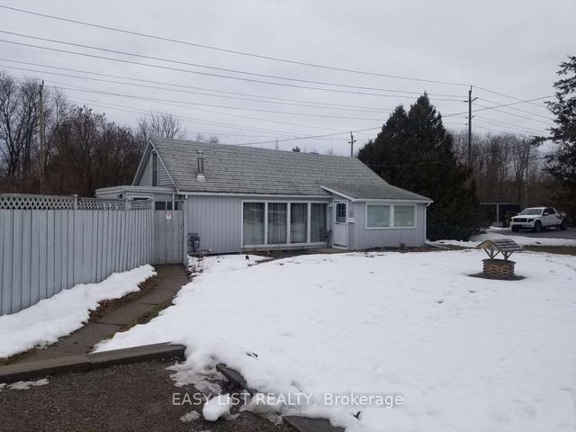 1143 Armour Rd, House detached with 3 bedrooms, 1 bathrooms and 3 parking in Peterborough ON | Image 1