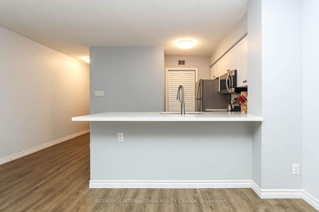 293 Mariner's Way, Condo with 1 bedrooms, 1 bathrooms and 1 parking in Collingwood ON | Image 3
