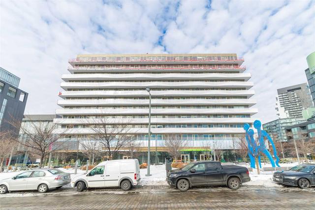 512 - 60 Tannery Rd, Condo with 1 bedrooms, 1 bathrooms and 1 parking in Toronto ON | Image 3