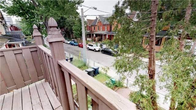 75 Baldwin St, House detached with 9 bedrooms, 11 bathrooms and 2 parking in Toronto ON | Image 4