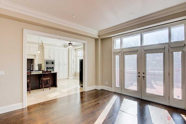 81 Stormont Ave, House detached with 5 bedrooms, 5 bathrooms and 4 parking in Toronto ON | Image 7