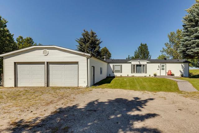 106006 242 Avenue W, House detached with 3 bedrooms, 2 bathrooms and 10 parking in Foothills County AB | Image 14