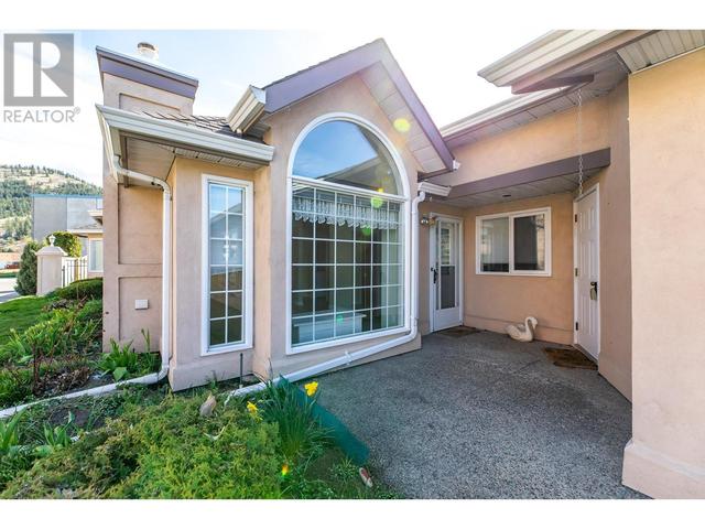 1 - 8700 Jubliee Road E, House attached with 2 bedrooms, 2 bathrooms and 1 parking in Summerland BC | Image 36