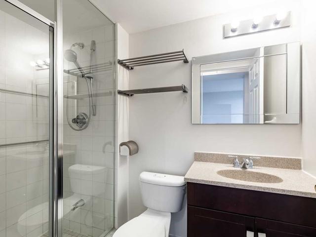 1903 - 18 Hillcrest Ave, Condo with 2 bedrooms, 2 bathrooms and 1 parking in Toronto ON | Image 7