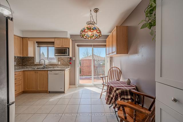 68 Bird St, House detached with 2 bedrooms, 2 bathrooms and 4 parking in Barrie ON | Image 15