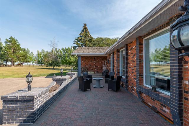 51 Aspen Crescent, House detached with 4 bedrooms, 3 bathrooms and null parking in Vermilion River County AB | Image 14