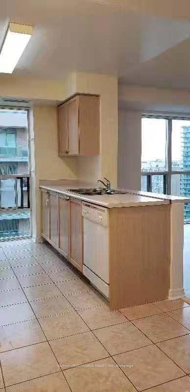 2111 - 22 Olive Ave, Condo with 1 bedrooms, 1 bathrooms and 1 parking in Toronto ON | Image 11