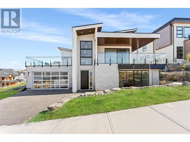 5555 Mountainside Drive, House detached with 4 bedrooms, 3 bathrooms and 5 parking in Kelowna BC | Image 2