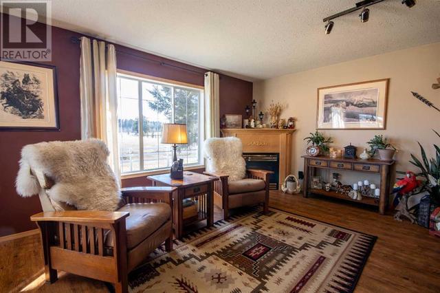 4540 Township Road 340, Home with 3 bedrooms, 3 bathrooms and null parking in Mountain View County AB | Image 9