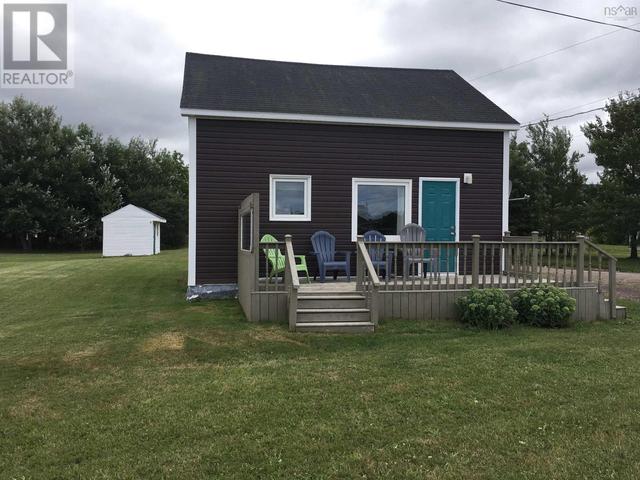 236 Lapointe Road, House detached with 4 bedrooms, 1 bathrooms and null parking in Inverness, Subd. A NS | Image 2