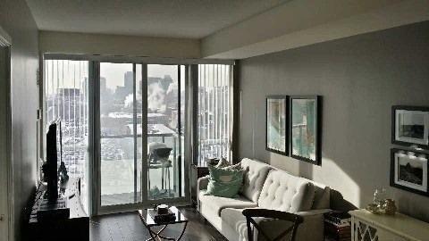 1002 - 560 Front St, Condo with 1 bedrooms, 1 bathrooms and null parking in Toronto ON | Image 3