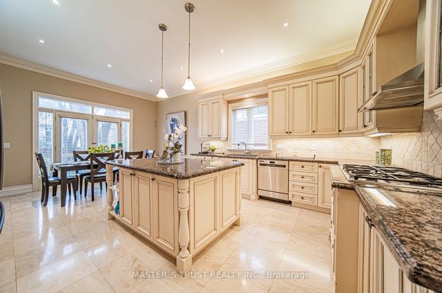 322b Empress Ave, House detached with 4 bedrooms, 5 bathrooms and 6 parking in Toronto ON | Image 6
