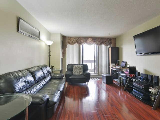 201 - 21 Knightsbridge Rd, Condo with 3 bedrooms, 2 bathrooms and 1 parking in Brampton ON | Image 8