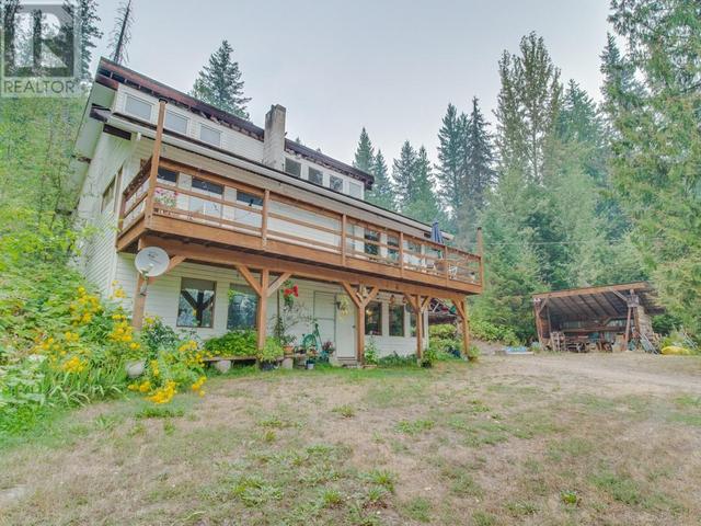 2373 Mabel Lake Road, House detached with 3 bedrooms, 3 bathrooms and null parking in North Okanagan F BC | Image 50