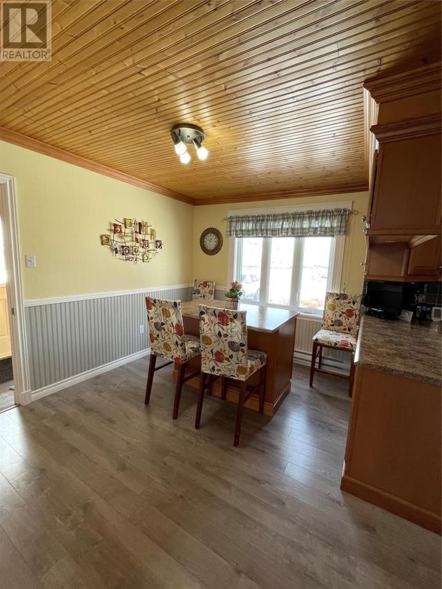 242 Main Street, House detached with 4 bedrooms, 2 bathrooms and null parking in Winterton NL | Image 4