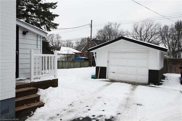 536 Hamilton St, House detached with 2 bedrooms, 2 bathrooms and 5 parking in Peterborough ON | Image 8