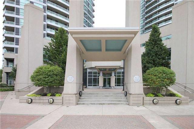 906 - 33 Elm Dr W, Condo with 2 bedrooms, 2 bathrooms and 1 parking in Mississauga ON | Image 1