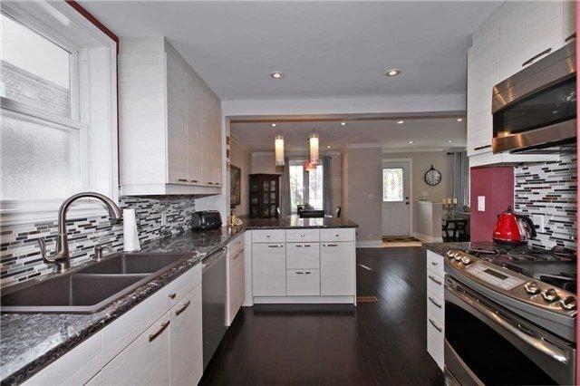 42 Holland Ave, House detached with 3 bedrooms, 4 bathrooms and 3 parking in Toronto ON | Image 5