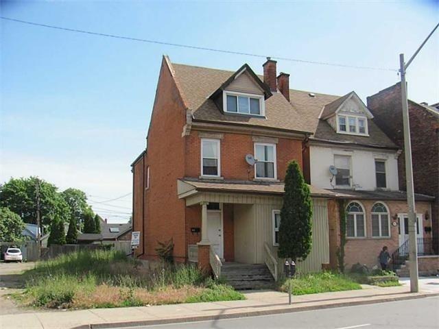 555 King Street St E, House detached with 6 bedrooms, 4 bathrooms and 2 parking in Hamilton ON | Image 33