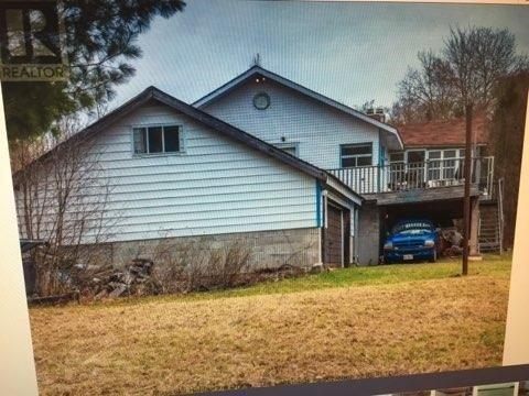 1109 Peter Rd, House detached with 3 bedrooms, 2 bathrooms and 12 parking in Bracebridge ON | Image 2