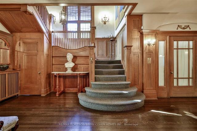 94 Cortleigh Blvd, House detached with 9 bedrooms, 6 bathrooms and 8 parking in Toronto ON | Image 21